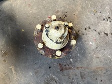 Farmall International Harvester 240 340 330 404 444 Front Axel Hub picture