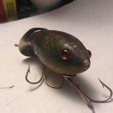 Vintage Glass Eyed Heddon' Dowagaic Crab Wiggler
