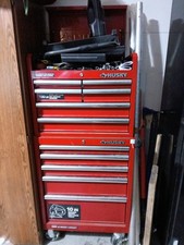  all sets of keys with it.  very nice husky tool box.  picture