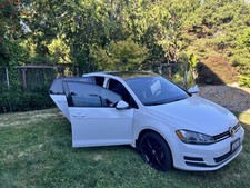 2015 Volkswagen Golf picture