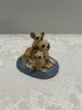 Stone Critter Chihuahua with Pups SC-895 Chihuahua Family picture