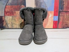 UGG Classic Short Shearling Boots Gray picture