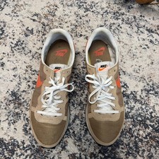 Size 12 - Nike Challenger OG Dark Driftwood Orange picture