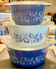 Pyrex Vintage 6 Piece Set Colonial Mist 473, 474, and 475 Nesting Mixing Bowls picture