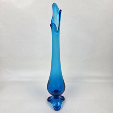 Vintage Viking Glass Blue Swung Vase 3 Toe Epic Petal Base MCM 17.75