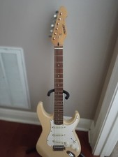 Peavey Raptor Plus Ivory Electric Guitar White Pickguard Limited Edition picture