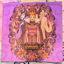 Disney Villains Shimmer & Glitter Pressed Powder Palette w/ Mirror 0.84 oz picture
