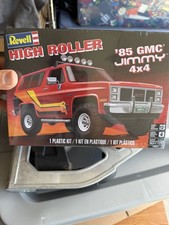 Revell 145779090 SEALED 1/25 1985 GMC Jimmy 4x4 High Roller Plastic Model Kit picture