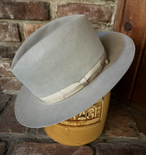 Vintage Royal Stetson Playboy GOLD METAL Fedora Hat - RARE Size 7 1/2  picture