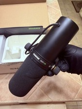 Shure SM7dB Dynamic Microphone, Built-in Preamp, Streaming Podcast Recording picture