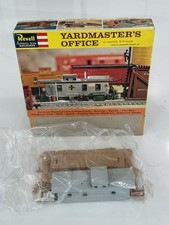 Vintage 1960 Revell HO T-9032:149 Yardmaster's Office Converted Caboose picture