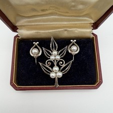 Vintage Mikimoto Sterling Silver Pearl Brooch & Earrings Set - Original Box - M picture