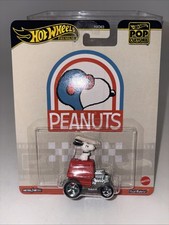 Hot Wheels Pop Culture Peanuts Snoopy Real Riders Diecast Car 1:64 JBL84 picture