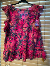 Lilly Pulitzer Pink Paisley Ruffle Sleeve Knit Blouse Scoop Neck Size S picture
