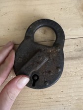 VINTAGE 1800S MADE IN U.S.A OLD IRON PADLOCK LOCK picture