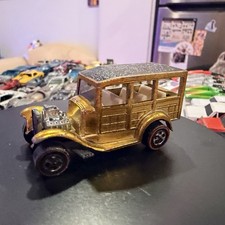 Vintage Hot Wheels Redline Diecast 1931 Ford Woody Gold Wrinkle roof 39E picture