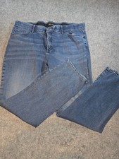 Lee Flex Motion Jeans Women’s 18M Regular Fit Straight Leg Mid Rise Medium Wash picture