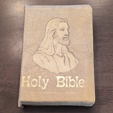 Thomas Nelson Holy Bible Catholic Remembrance Ed RSVCE Illus 1967 picture