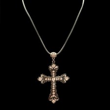 Elegant Silver Cross Pendant Necklace picture