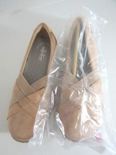 NWB CLARKS Size 7.5W Wide Praline Haley Jay Suede Slip-on Comfort Shoes picture