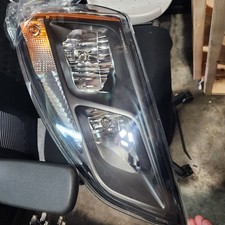 JFN Halogen Headlamp 2018-24 Freightliner Cascadia O.e. Replacement picture