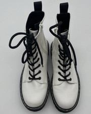Sincerely Jules Women’s White Leather Combat Ankle Boots Lug Sole Zip 8.5 picture