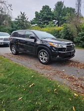 2014 Toyota Highlander LE picture