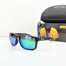 Oakley OO9487 Black Frame Prizm Jade Polarized Sunglasses New w/ Box picture