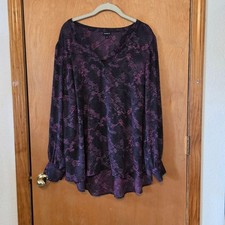 Torrid Harper Georgette Pullover Purple Black Snakeskin Top Size 2 2X 18/20 picture