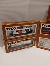 Lot Of 7 Train Cars Tyco Santa Fe Boom Crane Boom Tender See Pictures In Box  picture