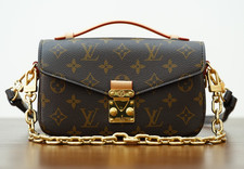 AUTHENTICLouis Vuitton Pochette Metis East West Monogram Chain 2way Shoulder Bag picture