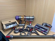Dyson V15 Detect Cordless Stick Vacuum Cleaner with Extra Attachmnets picture