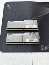G.SKILL Trident Z RGB 16GB 2x8GB DDR4-3200 CL16 F4-3200C16D-16GTZR picture