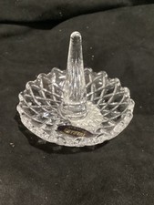 Beautiful VTG  24% Lead Crystal Ring Holder 