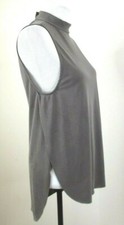 AKIRA Chicago Red Label MOCK NECK Sleeveless TOP - Size MEDIUM - Open Back NWT picture