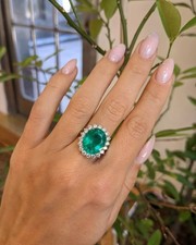 4.20Ct Oval Cut Natural Emerald Diamond Wedding Ring 14K White Gold Size 5 6 7 picture