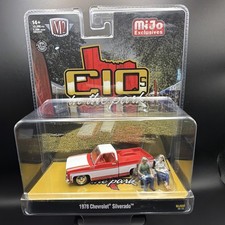 M2 1978 Red White Chevrolet Silverado 1:64 Diecast C10s in the Park 2026 Diorama picture