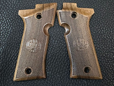 Beretta 80X Cheetah Grips - Premium Quality Turkish Walnut Wood - Checkered picture