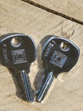 Genuine Square D Replacement Panelboard Keys NSR251 for NQ NF I-Line Panel X 2 picture