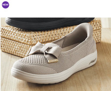 NEW Skechers Women's Slip-Ins Arch Fit Inspire Gemma Comfort Shoes - MEDIUM picture