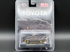 M2 1985 Toyota Pickup Truck Slammed Custom Matte Grey 31500-MJS104 1/64 CHASE picture