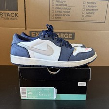Jordan 1 Low SB Midnight Navy Sneakers Size 12M/13.5W CJ7891-400 picture