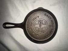 Griswold Erie 952 Cast Iron Skillet 0 Collectible Small Skillet picture