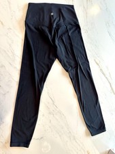 Lululemon Size 6 Align Ribbed High-Rise Crop 23