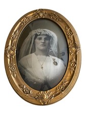 Antique 1910s Catholic Bride Wedding Portrait Oval Bubble Glass Gold Frame picture