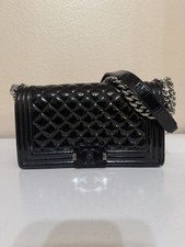 CHANEL Authentic Patent Medium Boy Flap Bag SHW | Plexiglass lock picture