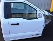 23-27 SUPER DUTY Front Door ML3Z1620124D Passenger Door Right RH OE WHITE OEM picture