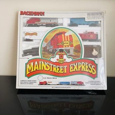 Bachmann Mainstreet Express HO Scale Electric Train Set 40-0484 Santa Fe Sealed picture
