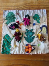 VTG Peruvian Arpillera folk art tapestry handmade 3D downhill Skiiers  picture