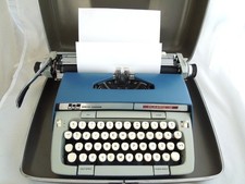 * Vtg Smith Corona Classic 12 BLUE Manual Typewriter with  Cyrillic Keyboard picture